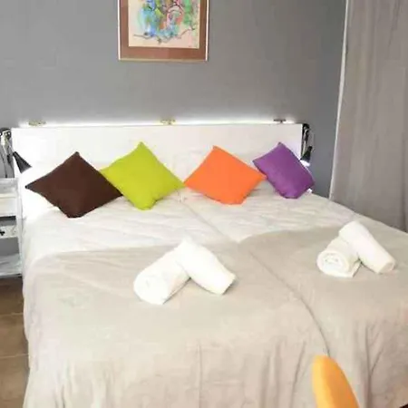 Tarragonasuites 41 - Marquesa V Apartment
